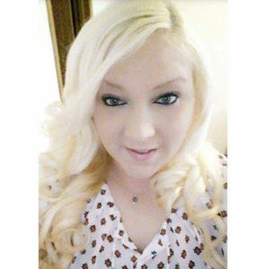 Meet your Posher, Casey